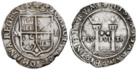 Juana y Carlos (1504-1555). 2 reales. México. (Cal-101). Anv.: CAROLVS · ET · IOHANA REGES. Rev.: + HISPANIARVM · ET · INDIARVM. Ag. 6,86 g. Escudo en...