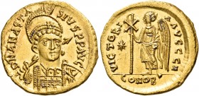 Anastasius I, 491-518. Solidus (Gold, 20.5 mm, 4.50 g, 7 h), Constantinople, Z = 7th officina, circa 498. D N ANASTA-SIVS P P AVC Helmeted, diademed a...