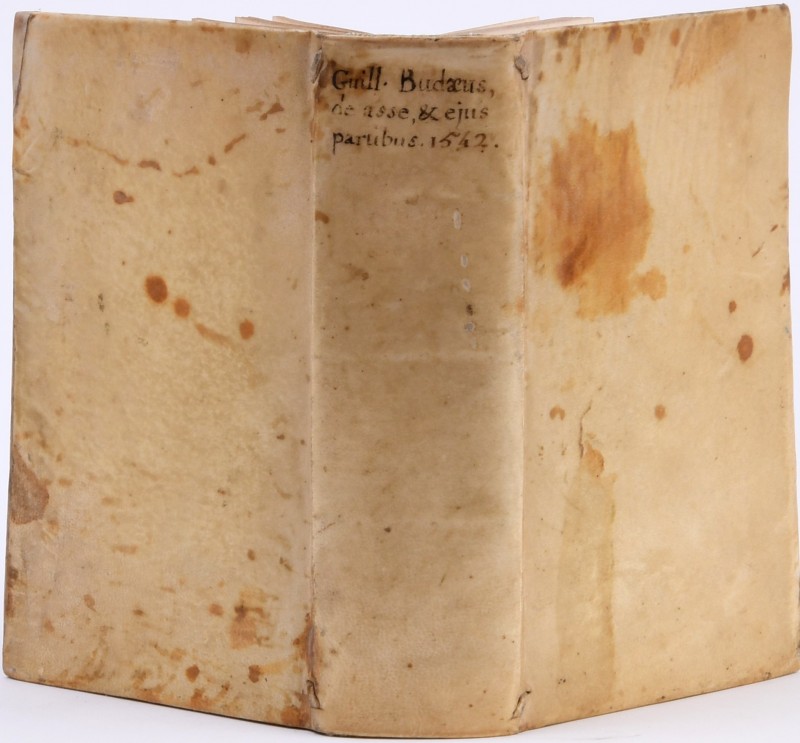 Budé (G.), De asse et partibus eius, libri V, Lyon 1542.

819 pages et annexes...