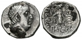 REINO DE CAPADOCIA, Ariobarzanes I. Dracma. (Ar. 4,00g/16mm). 67-66 a.C. (Año 29). Eusebia. (HGC 7, 846; Simonetta 40b). MBC.