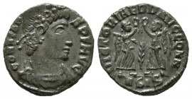 CONSTANTE. Centenional. (Ae. 1,61g/15mm). 347-348 d.C. Siscia. (RIC 183). EBC-. Pátina verde.