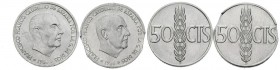 Conjunto de 2 monedas de 50 Céntimos de 1971 con errores. Fallos de acuñación en campo y busto y rotura de cospel. SC.