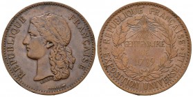 FRANCIA. Medalla. (Ae. 14,87g/33mm). 1889. Centenario de la Exposición Universal de París 1789. Grabador: Barre. MBC.