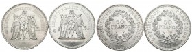FRANCIA. Conjunto formado por dos monedas de plata de 50 Francs de los años 1974 y 1976. Diferentes estados de conservación. A EXAMINAR.