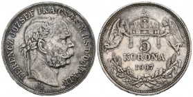 HUNGRIA. 5 Coronas. (Ar. 24,01/36mm). 1907. (Km#488). MBC+.