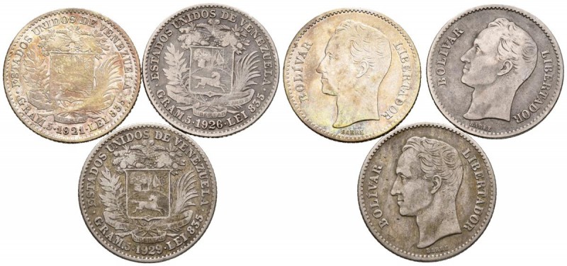 VENEZUELA. Lote compuesto por 3 monedas de 1 Bolívar de diferentes años. MBC/MBC...