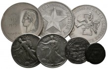 MONEDA MUNDIAL. Lote compuesto por 7 monedas, 6 de ellas de plata, de diferentes paises, módulos, valores así como estados de conservación. A EXAMINAR...