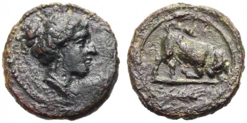 GRIECHISCHE MÜNZEN. SIZILIEN. KAMARINA. 
Tetras, Bronze, 339-300 v. Chr. Nymphe...