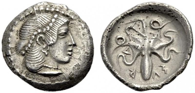 GRIECHISCHE MÜNZEN. SIZILIEN. SYRAKUS. 
Litra, 474-450 v. Chr. Kopf der Arethus...