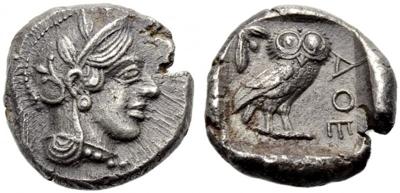 GRIECHISCHE MÜNZEN. ATTIKA. ATHEN. 
Drachme, ca. 440 v. Chr. Kopf der Athena in...