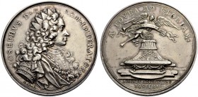 RÖMISCH-DEUTSCHES REICH. JOSEF I., 1705-1711 
Medaille 1711 (von P. H. Müller) auf seinen Tod. Geharnischtes Brustbild n. r. mit Zackenkrone. Rv. Eng...