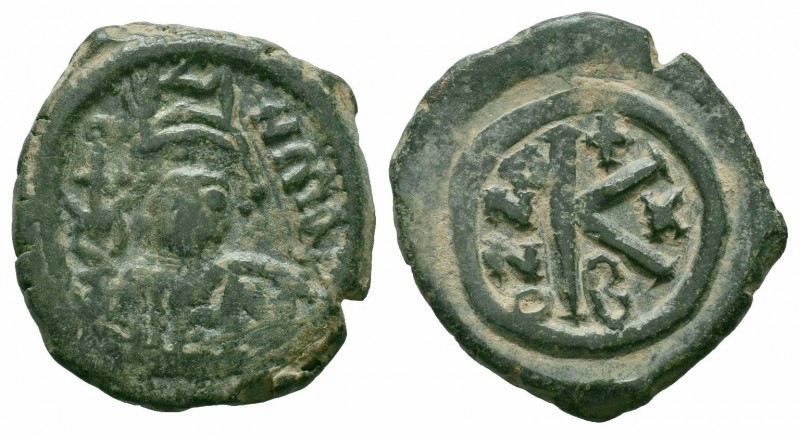 MAURICE TIBERIUS.582-602 AD.Constantinople Mint.AE half follis

Obverse : D N mA...