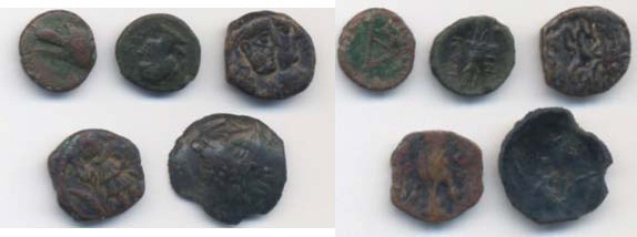 5 Bronzetti greci dell’Arabia ecc. Con cartellini di identificazione. Non si acc...