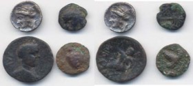 3 Monete greche in bronzo e una di Corinto in argento. Con cartellini di identificazione. Non si accettano resi
MB