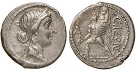 Giulio Cesare Denario (48-47 a.C., zecca itinerante con Cesare, in nord Africa) Testa diademata di Venere a d. - R/ Enea col padre sulle spalle andant...