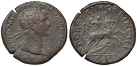 Traiano (98-117) Sesterzio - Busto laureato a d. - R/ Traiano su cavallo a d., a terra un nemico - C. 503 AE (g 24,11)
BB