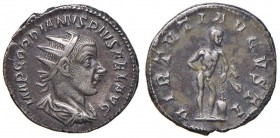 Gordiano III (238-244) Antoniniano - Busto radiato a d. - R/ Ercole stante a d. - RIC 95 AG (g 4,17)
BB+