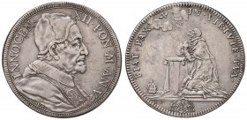 Innocenzo XII (1691-1700) Mezza piastra A. V - Munt. 36 AG (g 15,92)
qBB