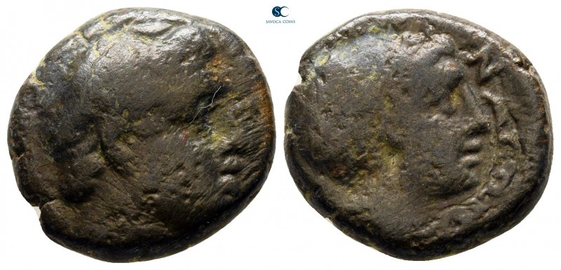 Thessaly. Phalanna circa 350-300 BC. 
Trichalkon Æ

17 mm., 6,39 g.



ne...