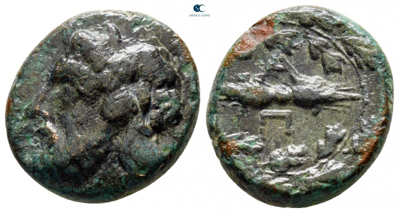 Kings of Epeiros. Pyrrhos 297-272 BC. 
Bronze Æ

19 mm., 5,76 g.



very ...