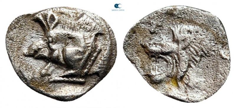 Mysia. Kyzikos circa 525-475 BC. 
Hemiobol AR

10 mm., 0,39 g.



very fi...