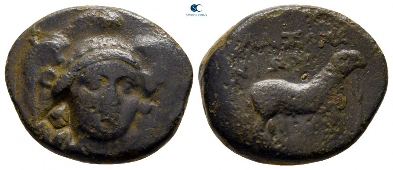 Ionia. Klazomenai circa 386-301 BC. 
Bronze Æ

19 mm., 4,83 g.



nearly ...