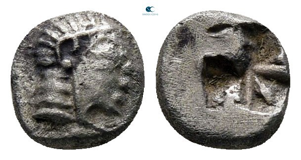 Ionia. Kolophon circa 525-500 BC. 
Hemiobol AR

7 mm., 0,40 g.



very fi...