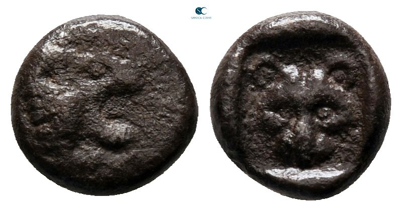 Caria. Uncertain mint circa 450-400 BC. 
Obol AR

7 mm., 0,66 g.



nearl...