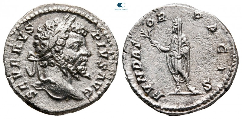 Septimius Severus AD 193-211. Rome
Denarius AR

18 mm., 3,20 g.



very f...