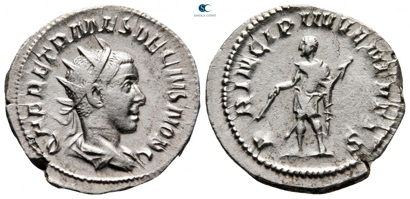 Trajan Decius AD 249-251. Rome
Antoninianus AR

22 mm., 3,83 g.



very f...