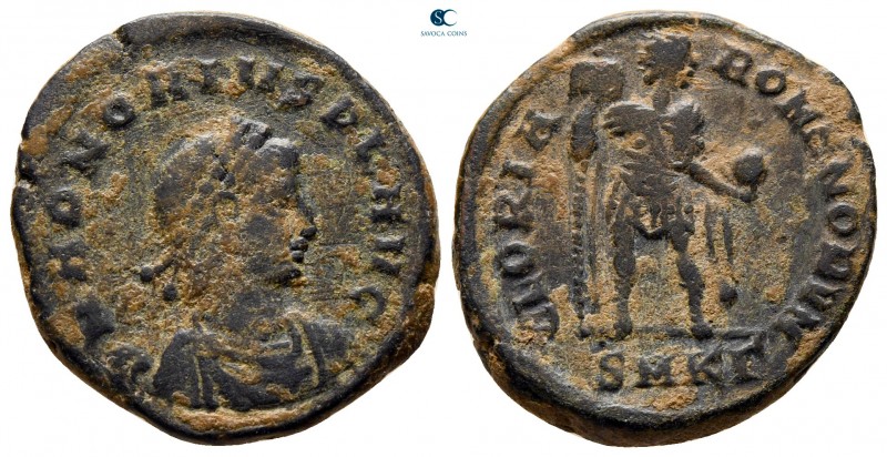 Honorius AD 393-423. Cyzicus
Follis Æ

21 mm., 4,59 g.



very fine