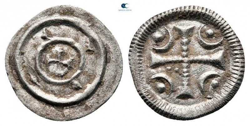 Anonymous circa AD 1101-1200. 
Denár AR

12 mm., 0,33 g.



very fine