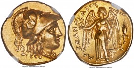 MACEDONIAN KINGDOM. Alexander III the Great (336-323 BC). AV stater (17mm, 8.56 gm, 1h). NGC Choice AU 5/5 - 4/5, Fine Style. Late lifetime or early p...