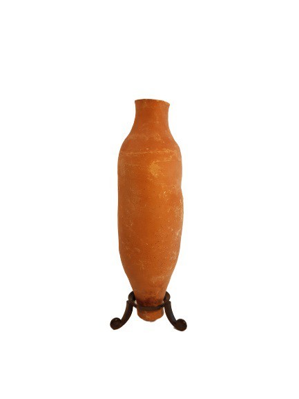 Terracotta perfume bottle, reddish clay, c. 500 B.C., Cyclades, height 15,5 cm