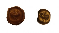 Sassanid seal from bronze , zebu, 5th-6th century AD, 14 x 11 mm