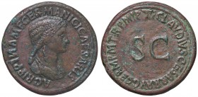 ROMANE IMPERIALI - Agrippina Madre (moglie di Germanico e madre di Caligola) - Sesterzio - Busto drappeggiato a d. /R Scritta nel campo C. 3 (8 Fr.); ...