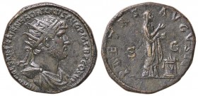 ROMANE IMPERIALI - Adriano (117-138) - Dupondio - Busto radiato e drappeggiato a d. /R La Pietà stante a d. presso un altare acceso C. 1043 (AE g. 13,...
