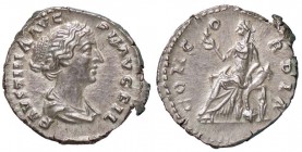 ROMANE IMPERIALI - Faustina II (moglie di M. Aurelio) - Denario - Busto drappeggiato a d. /R La Concordia seduta a s. con un fiore e si appoggia ad un...