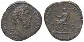 ROMANE IMPERIALI - Commodo (177-192) - Sesterzio - Testa laureata a d. /R Commodo seduto su sedia curule con ramo e scettro C. 556 (AE g. 28,44)
BB+