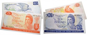 Ausländische Münzen und Medaillen. Neuseeland. Elisabeth II. seit 1952 
2-tlg. Banknoten-Set, bestehend aus: 5 Dollars o.J. (ab 1967, orange) mit Sig...