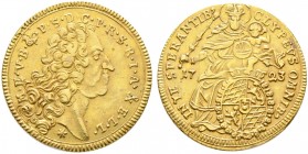 Altdeutsche Münzen und Medaillen. Bayern. Maximilian II. Emanuel 1679-1726 
Max d'or 1723 -München-. Brustbild nach rechts / Gekrönte Madonna mit Kin...