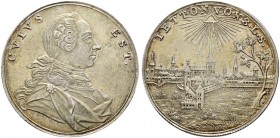Altdeutsche Münzen und Medaillen. Brandenburg-Ansbach. Alexander 1757-1791 
Guldenförmiger Jeton o.J. von geringhaltigem Silber. Geharnischtes Brustb...