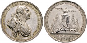 Altdeutsche Münzen und Medaillen. Brandenburg-Preußen. Friedrich Wilhelm II. 1786-1797 
Silbermedaille 1797 von D.F. Loos und J.V. Döll, auf seinen T...