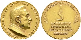 Thematische Medaillen. Medailleure. Bernhart, Josef (1883-1967). 
Mattierte Goldmedaille o.J. (1921). Auf den Illustrator Prof. Josef Sattler (*1867 ...
