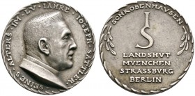 Thematische Medaillen. Medailleure. Bernhart, Josef (1883-1967). 
Silbergussmedaille o.J. (1921). Auf den Illustrator Prof. Josef Sattler. Wie vorher...