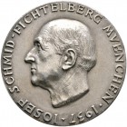 Thematische Medaillen. Medailleure. Bernhart, Josef (1883-1967). 
Einseitige Silbergussmedaille 1937. Auf den Münchener Künstler Josef Schmid-Fichtel...