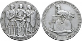 Thematische Medaillen. Medailleure. Goetz, Karl (1875-1950). 
Weißmetallmedaille 1940. Auf den Wehrpakt zwischen Italien, Japan und dem Deutschen Rei...