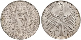 Deutsche Münzen und Medaillen ab 1871. Bundesrepublik Deutschland. 
5 Deutsche Mark 1958 D. J. 387. Auflage: 280 Exemplare
leichte Tönung, Polierte ...