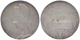 Silbermedaille, o. Jahr
Frankreich. auf die Verdienste um die Landwirtschaft, von Abell, Dm 46 mm.. 48,55g
win. Rf.
ss