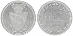 Silbermedaille, 1969
Schweiz. auf das Berner Museum, Dm 33,5 mm.. 14,96g
stgl